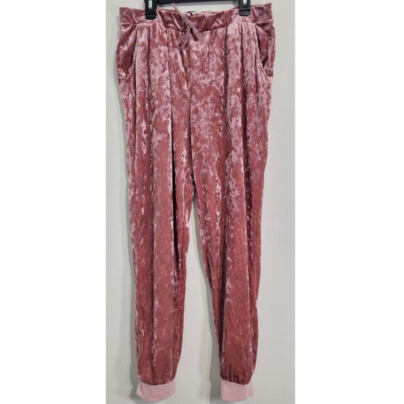 Betsey Johnson Pajamas Womens Medium 2 Piece Set Crushed Pink Velvet Pajamas - Picture 6 of 11